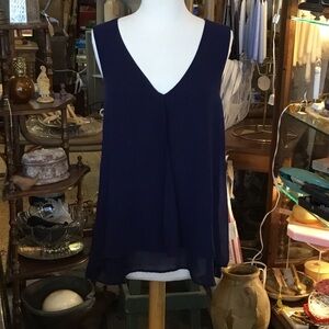 0233 Bobeau Navy Blue V-Neck Tank Top; EUC size M